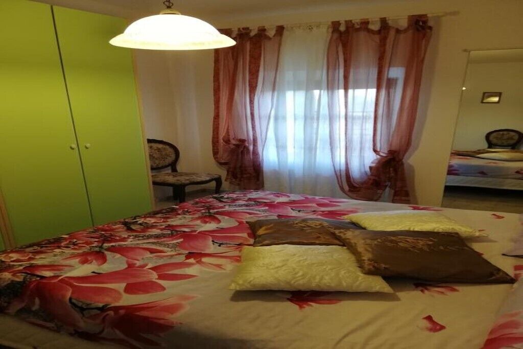Photo of Bedroom in Licciana Nardi