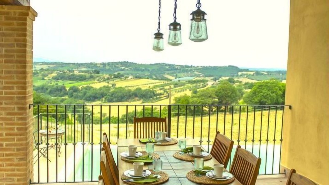 Photo of Outdoor in Schifanoia