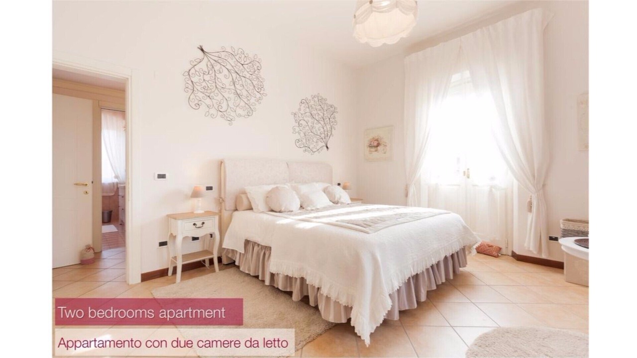 Photo of Bedroom in Castegnero