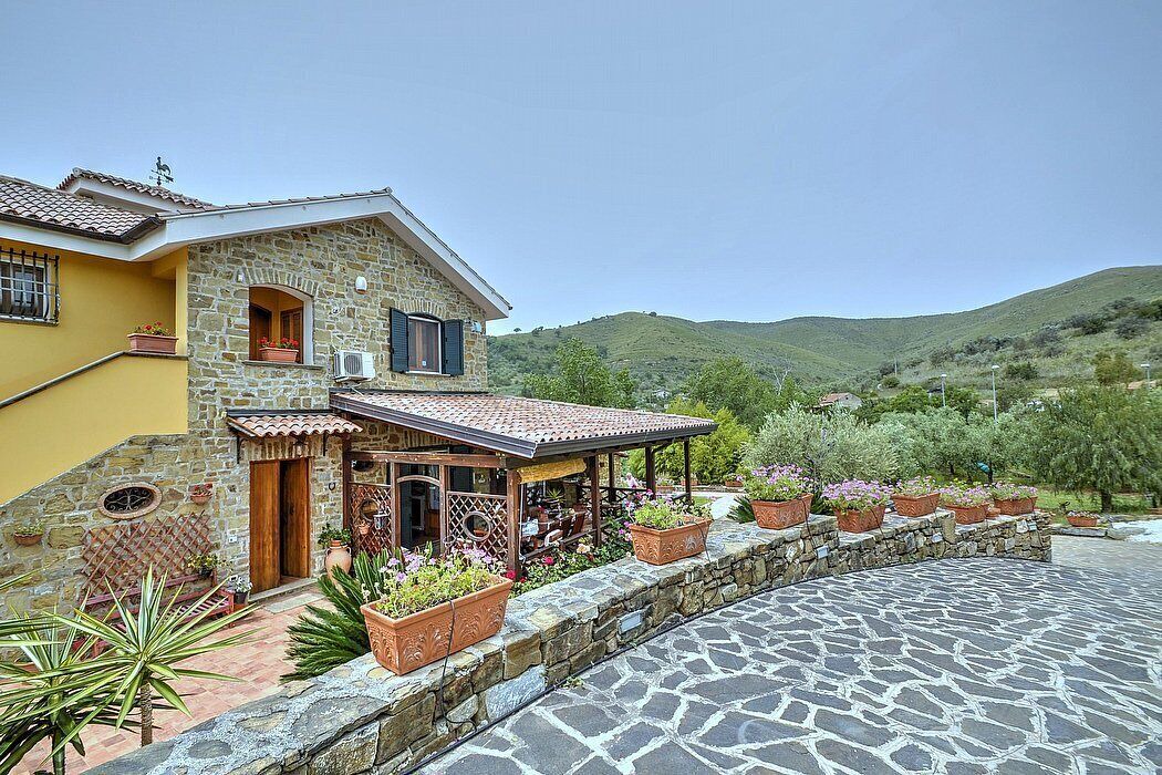 Photo of Outdoor in Alani