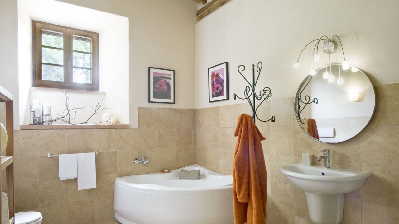 Photo of Bathroom in Sovicille
