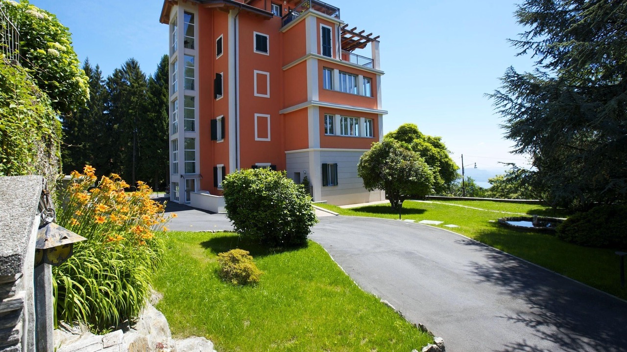 Photo of Outdoor in Comero