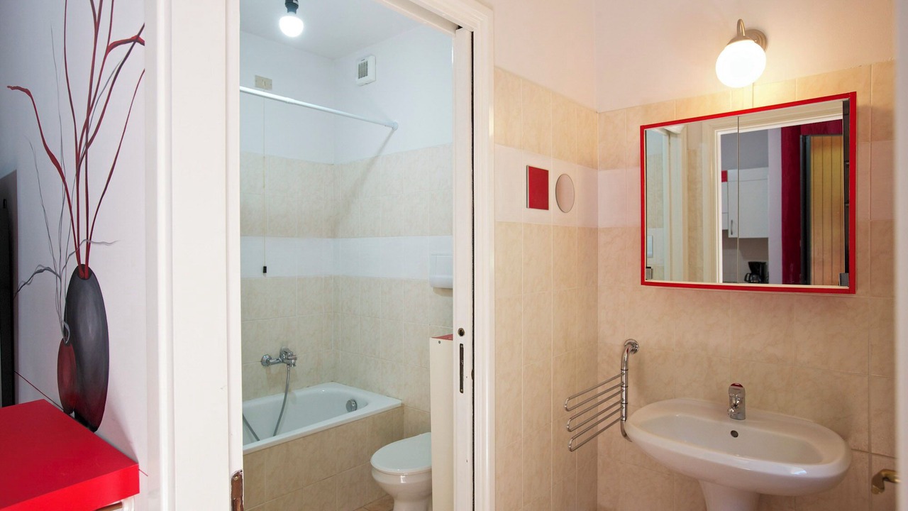 Photo of Bathroom in Maccagno con Pino e Veddasca