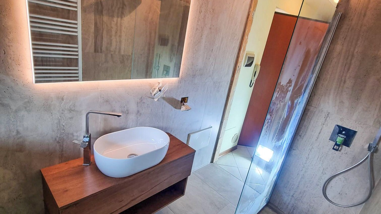 Photo of Bathroom in Pino Lago Maggiore
