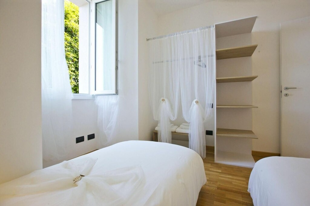 Photo of Bedroom in Comero