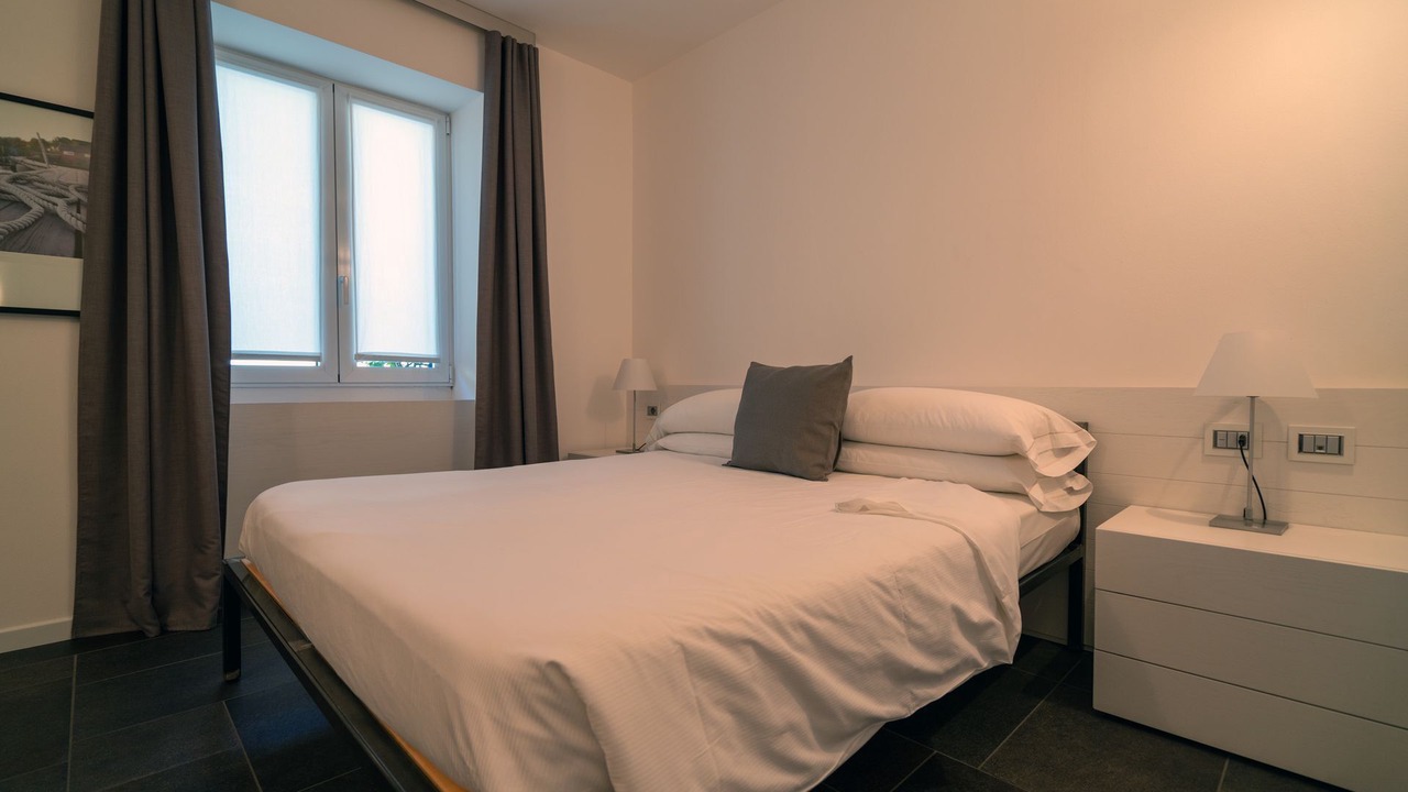Photo of Bedroom in Menaggio