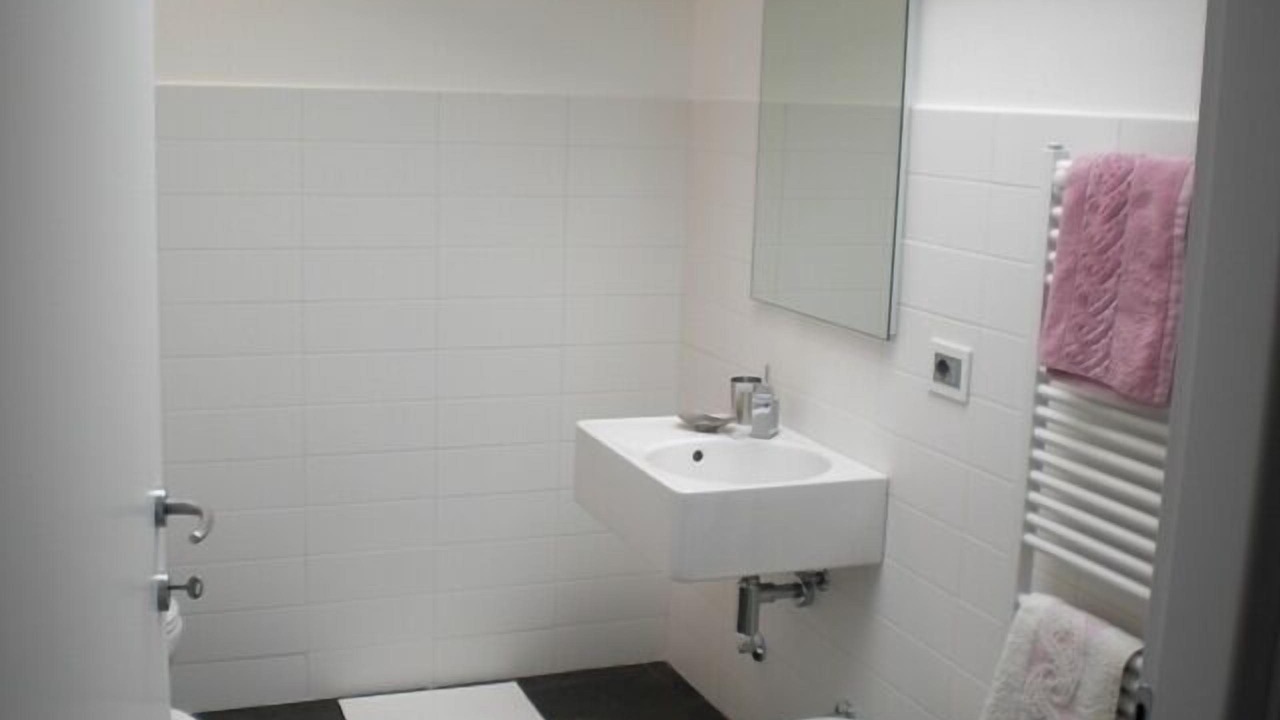 Photo of Bathroom in Menaggio