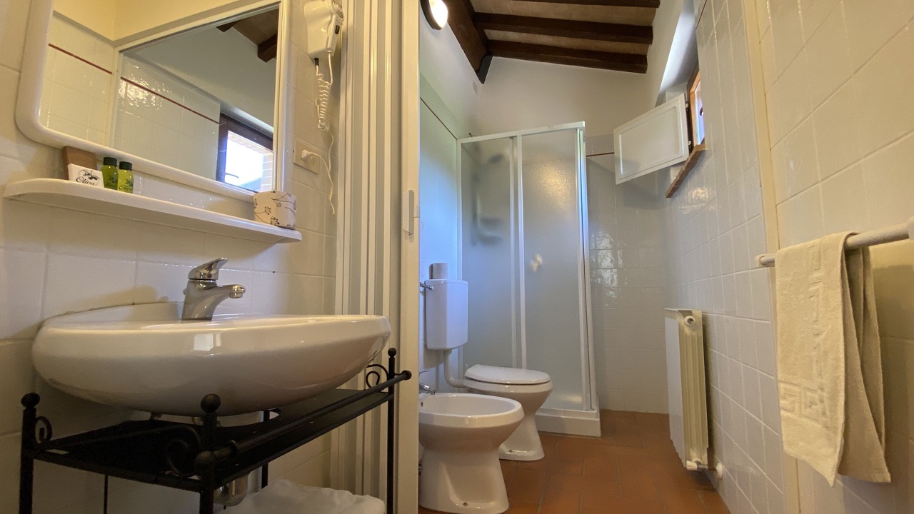 Photo of Bathroom in Paciano