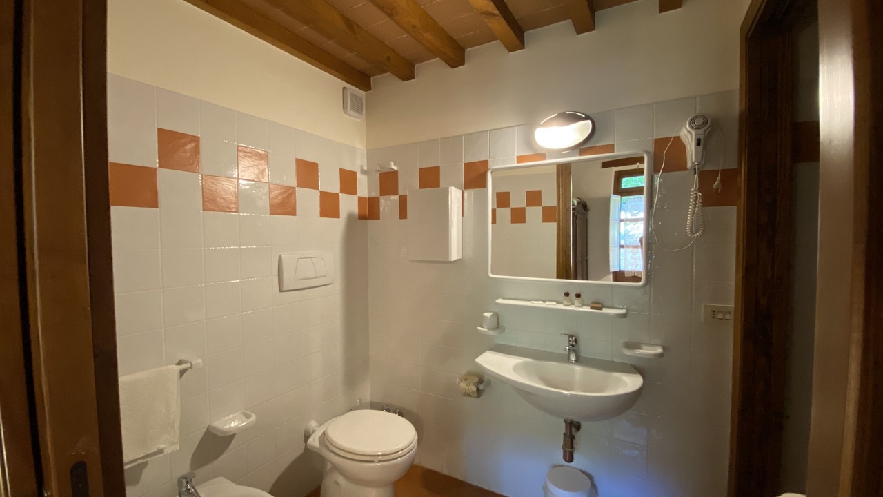 Photo of Bathroom in Paciano