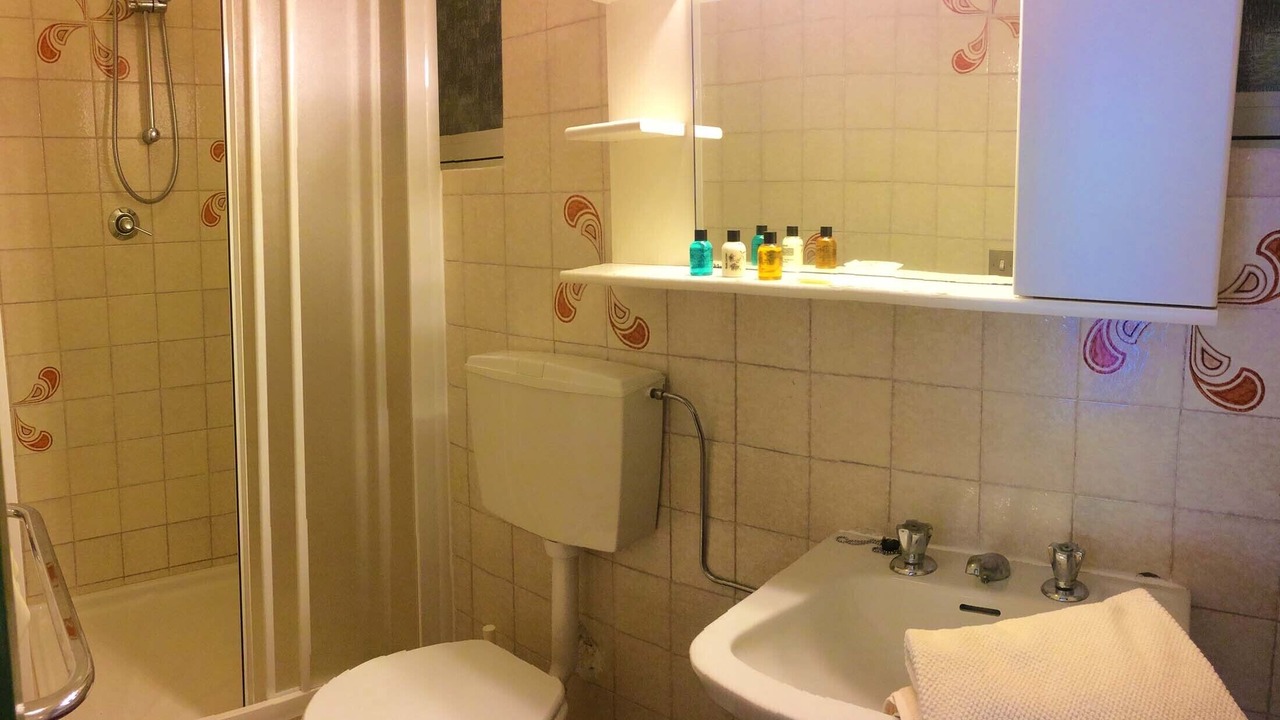 Photo of Bathroom in Idro