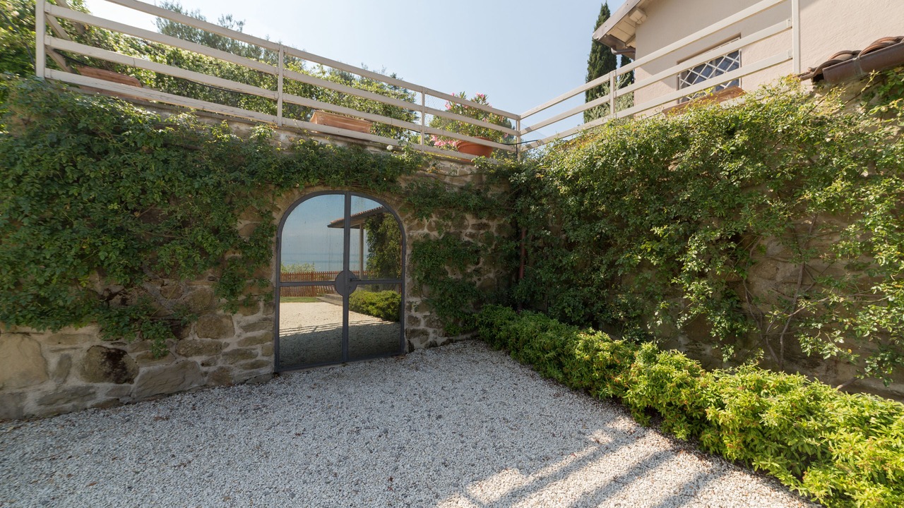 Photo of Outdoor in San Feliciano