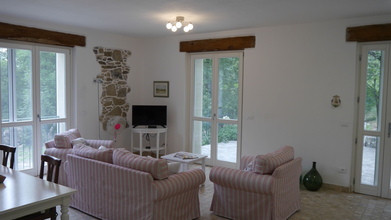 Photo of Livingroom in Testico