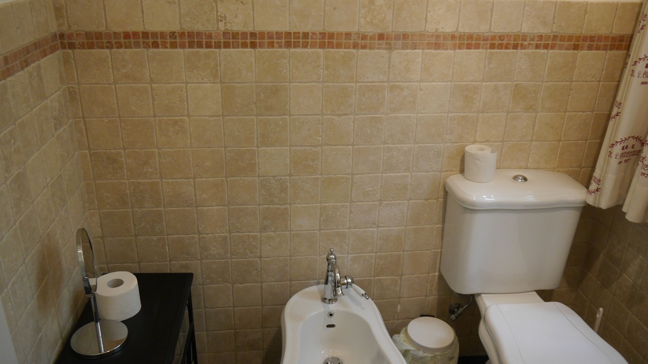 Photo of Bathroom in Testico