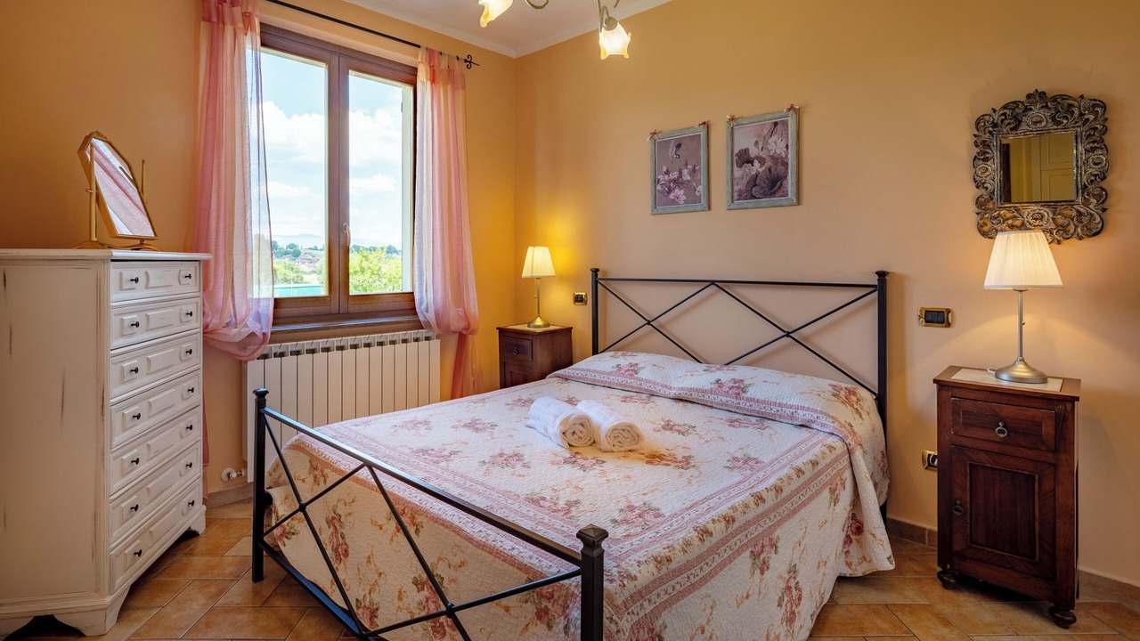 Photo of Bedroom in Crocemaroggia
