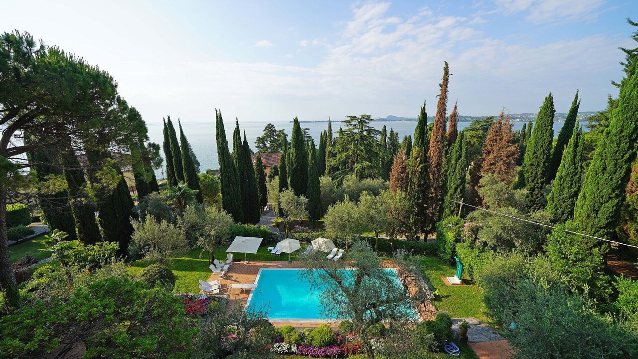 Photo of Others in Gardone Riviera