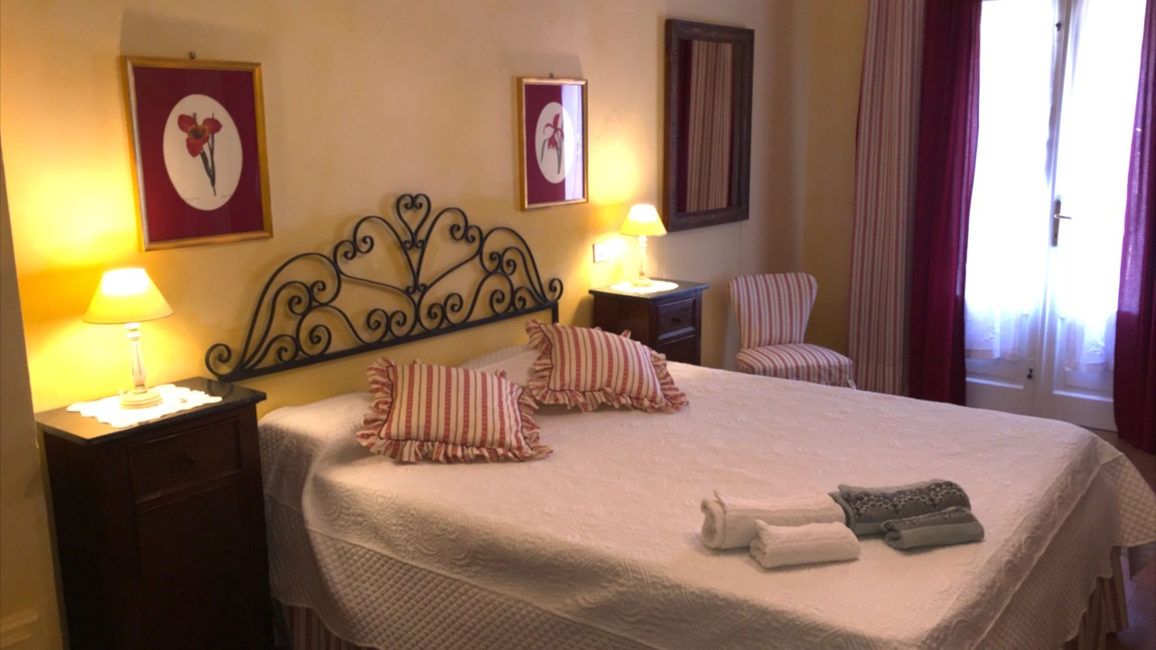 Photo of Bedroom in Massa e Cozzile
