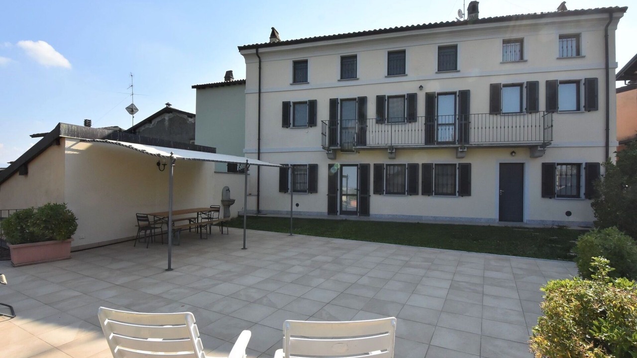 Photo of Outdoor in Castana