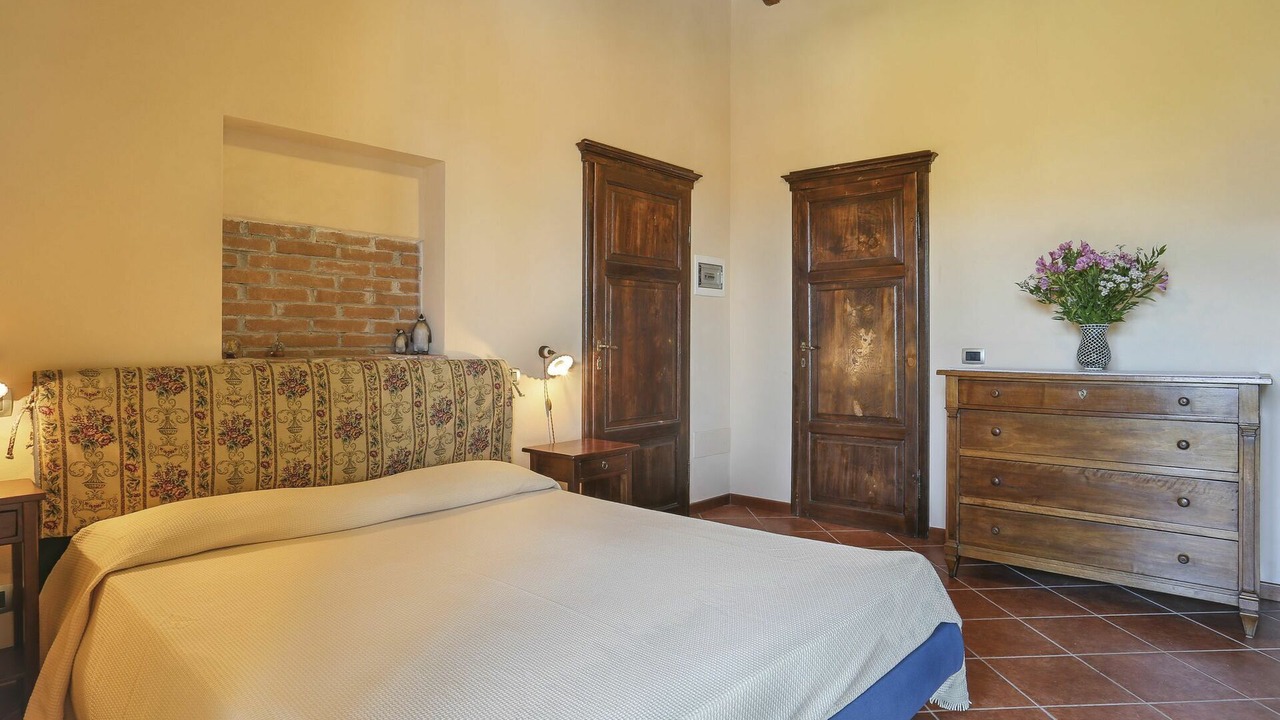 Photo of Bedroom in Molazzana