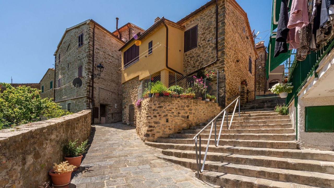 Photo of Others in Montorgiali