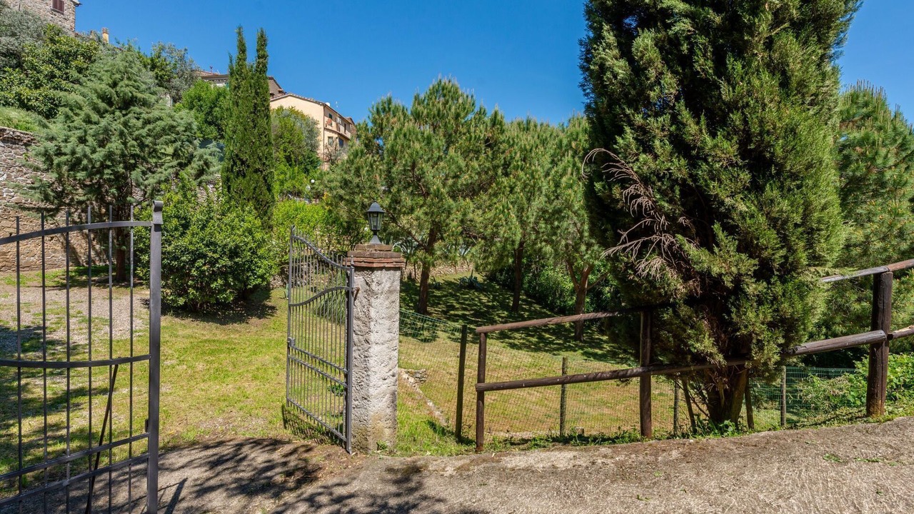Photo of Others in Montorgiali
