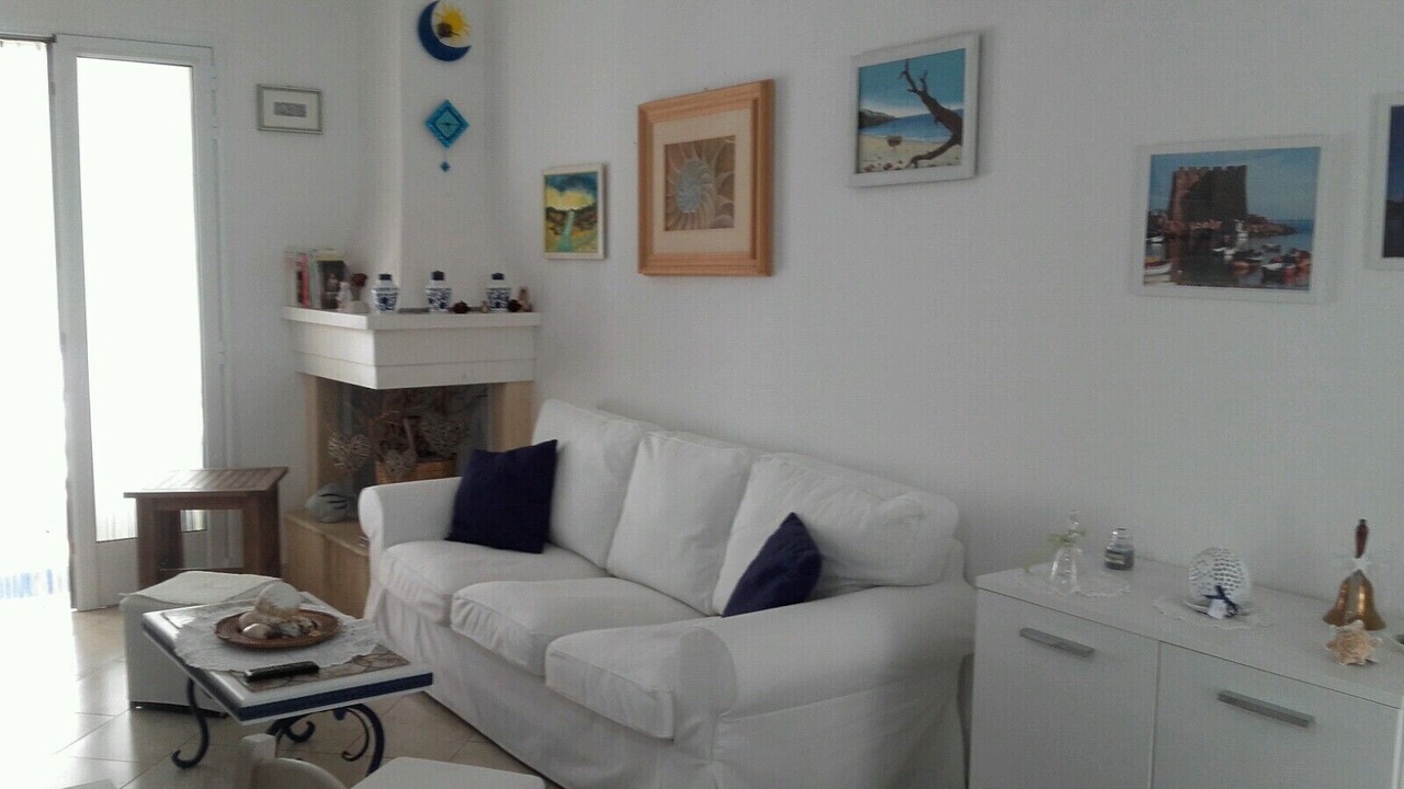 Photo of Livingroom in Torre Santa Sabina