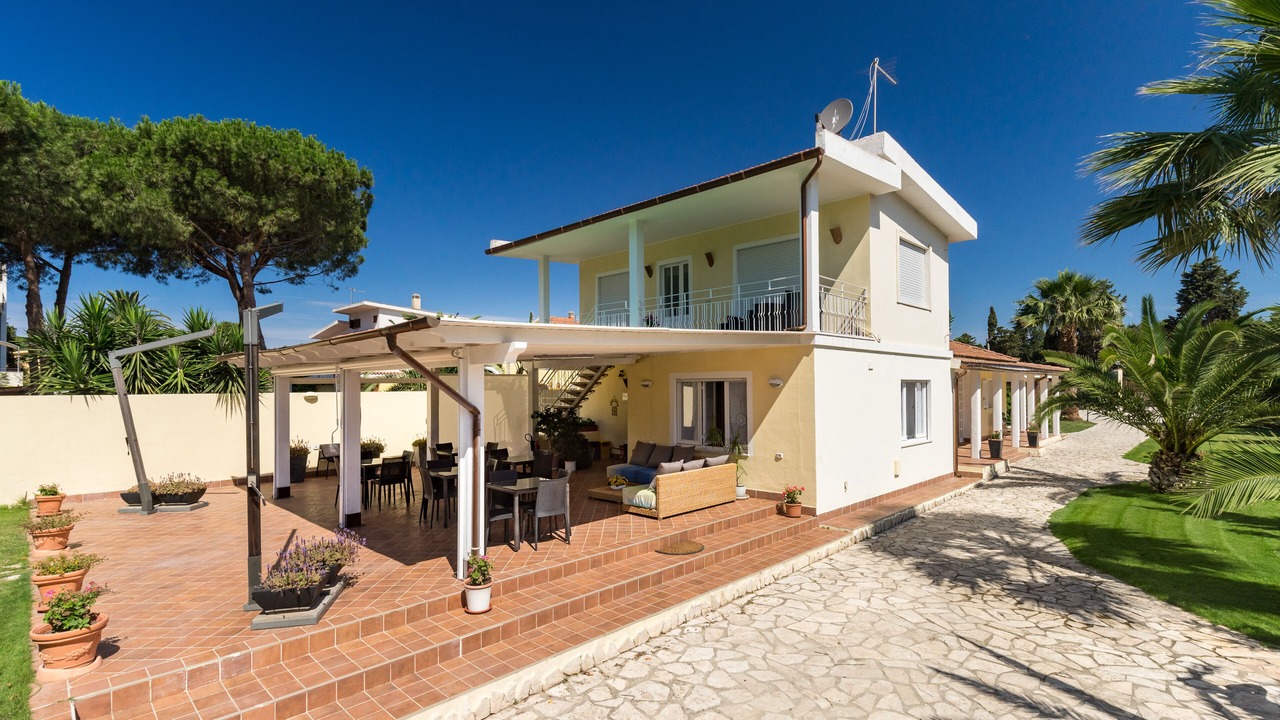 Photo of Outdoor in Capitana
