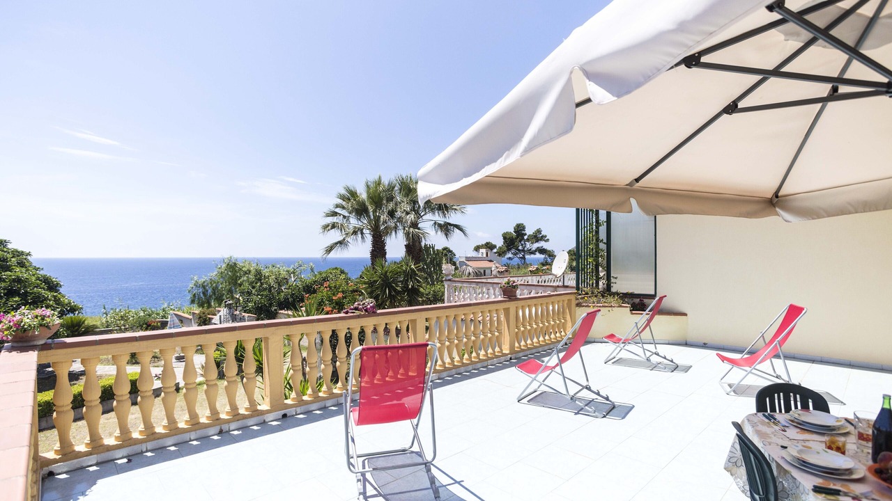 Photo of Patio Balcony in Joppolo