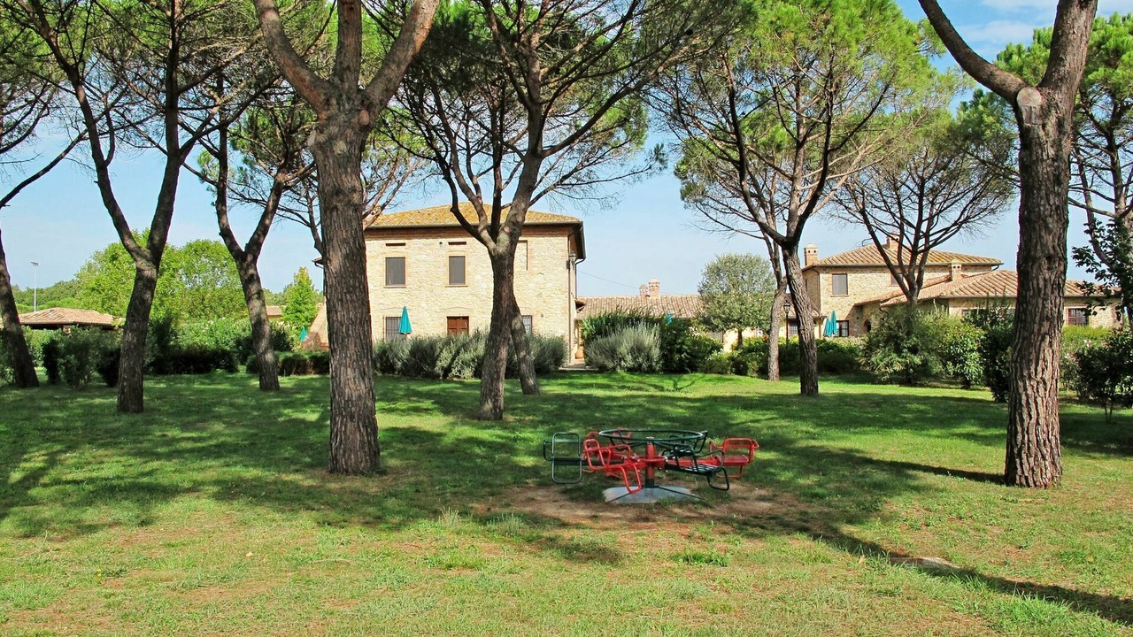Photo of Others in Rigutini