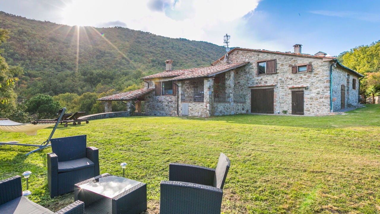 Photo of Outdoor in Montieri