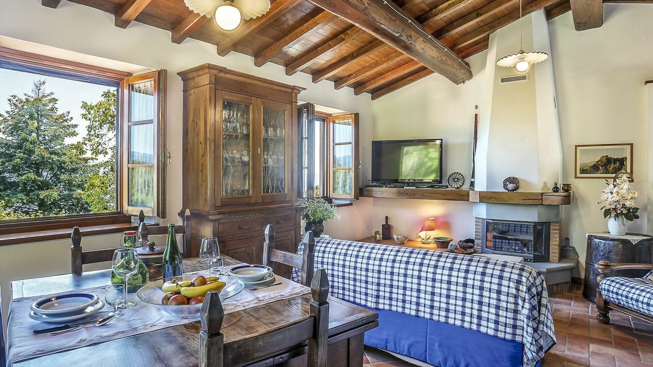 Photo of Bedroom in Molazzana
