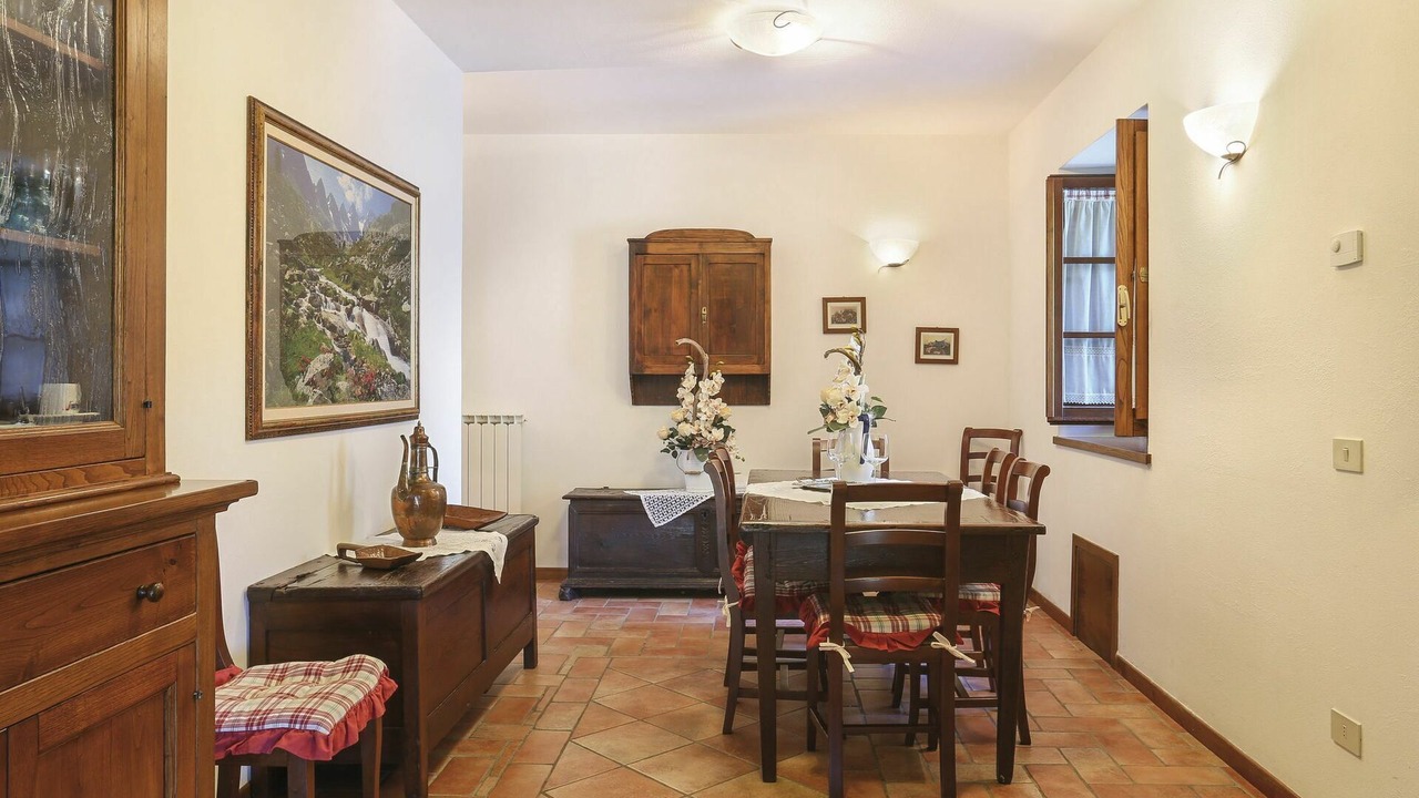 Photo of Bedroom in Molazzana