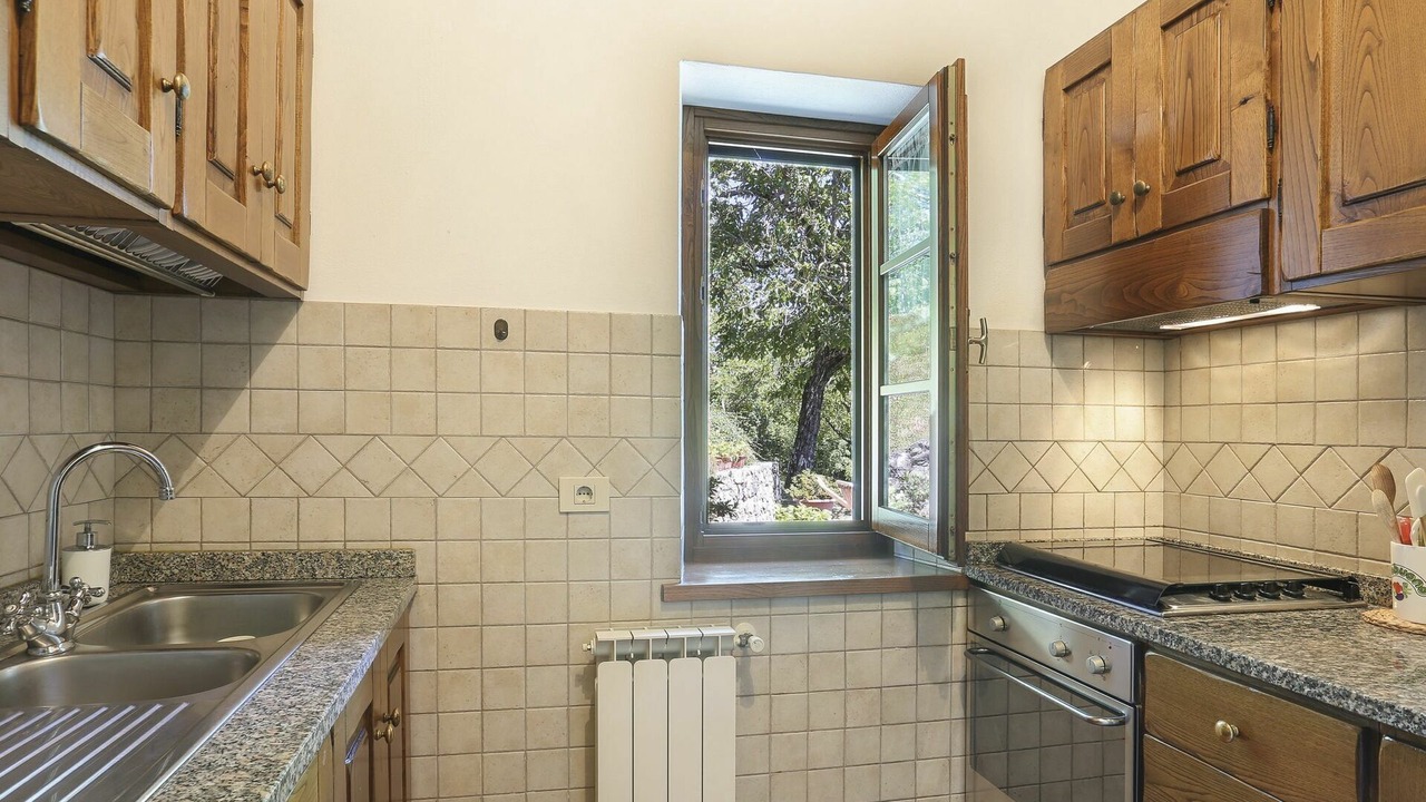 Photo of Bedroom in Molazzana