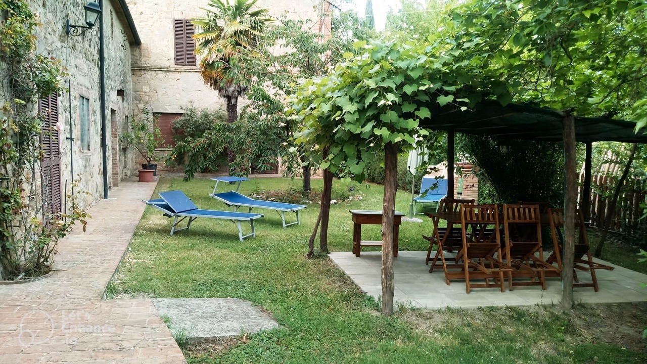 Photo of Patio Balcony in Radicondoli
