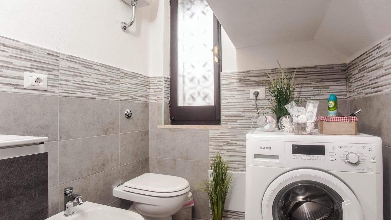 Photo of Bathroom in Sarroch