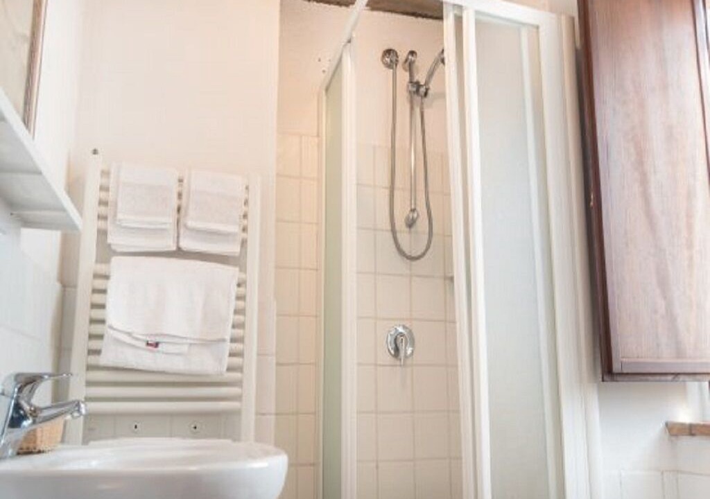 Photo of Bathroom in Todi