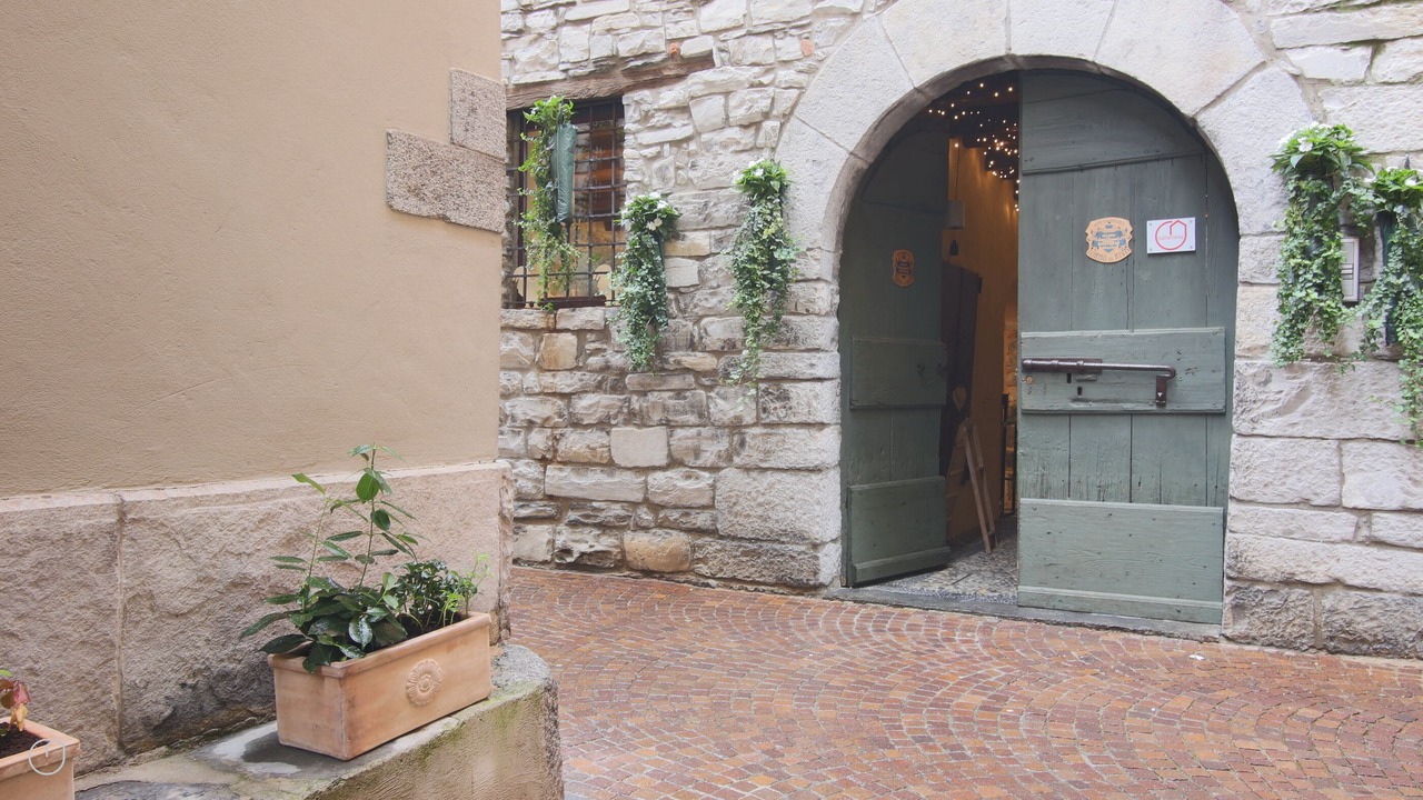Photo of Outdoor in Torno