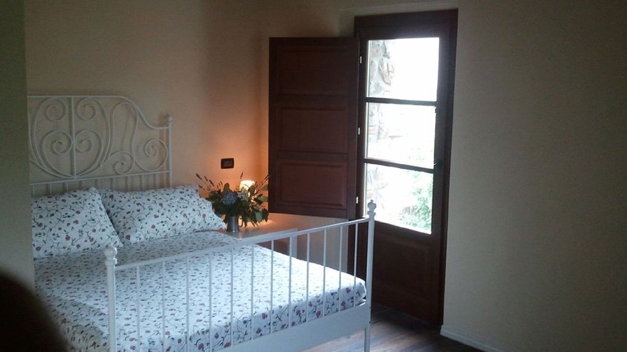 Photo of Bedroom in Borghetto-melara