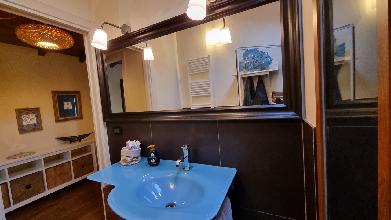 Photo of Bathroom in Borghetto-melara