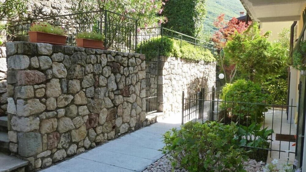 Photo of Outdoor in Assenza
