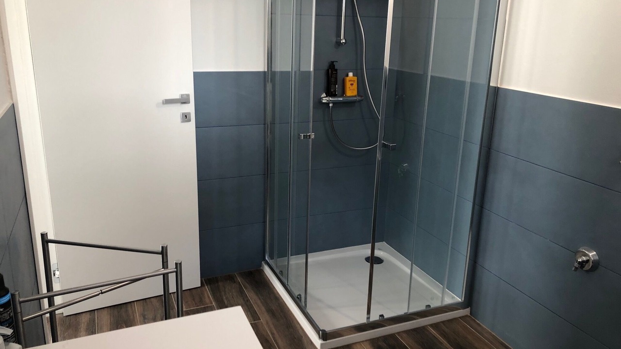 Photo of Bathroom in Calozzo