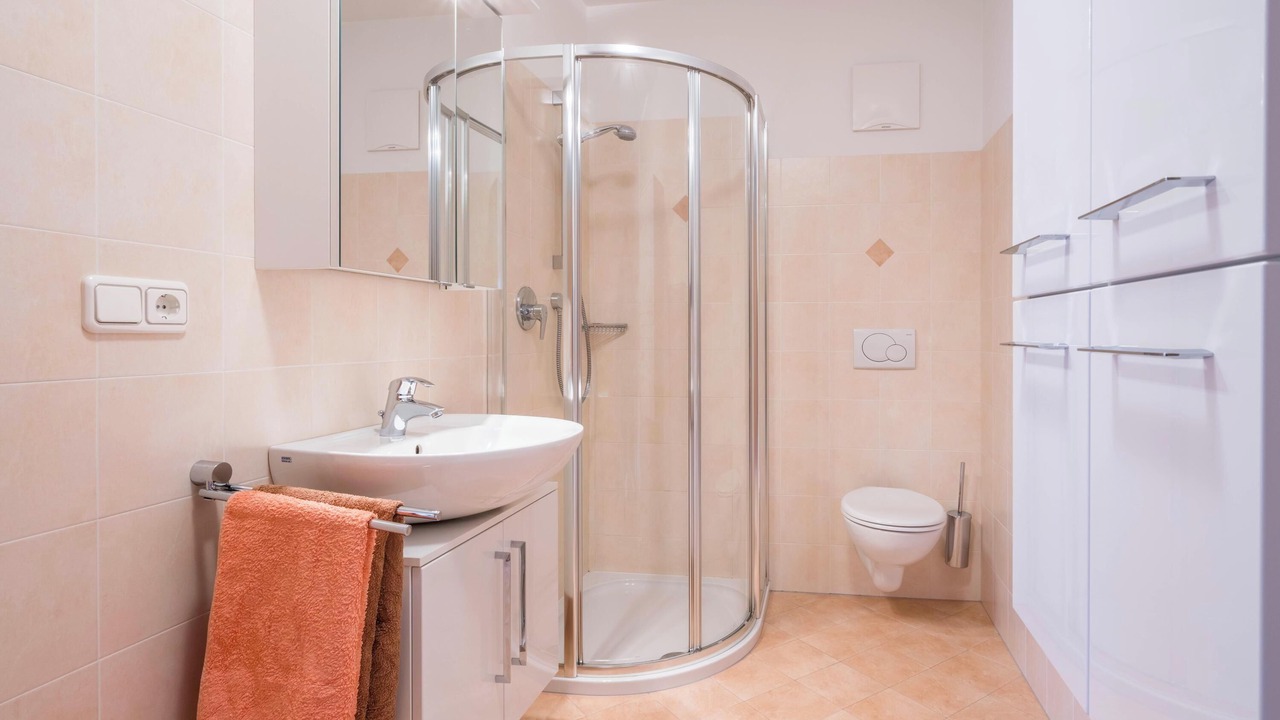 Photo of Bathroom in Albions