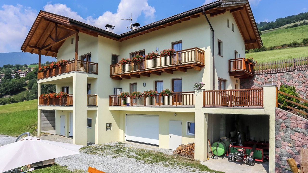 Photo of Outdoor in Albions
