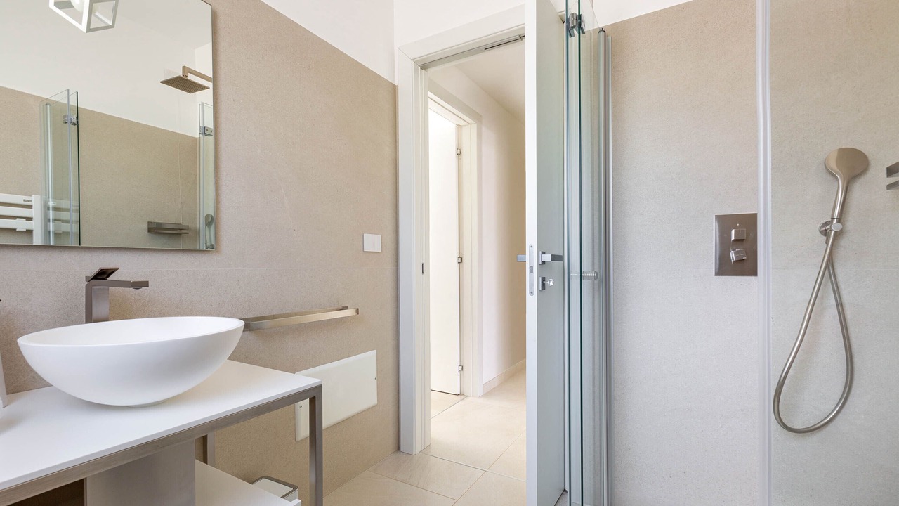 Photo of Bathroom in Matino