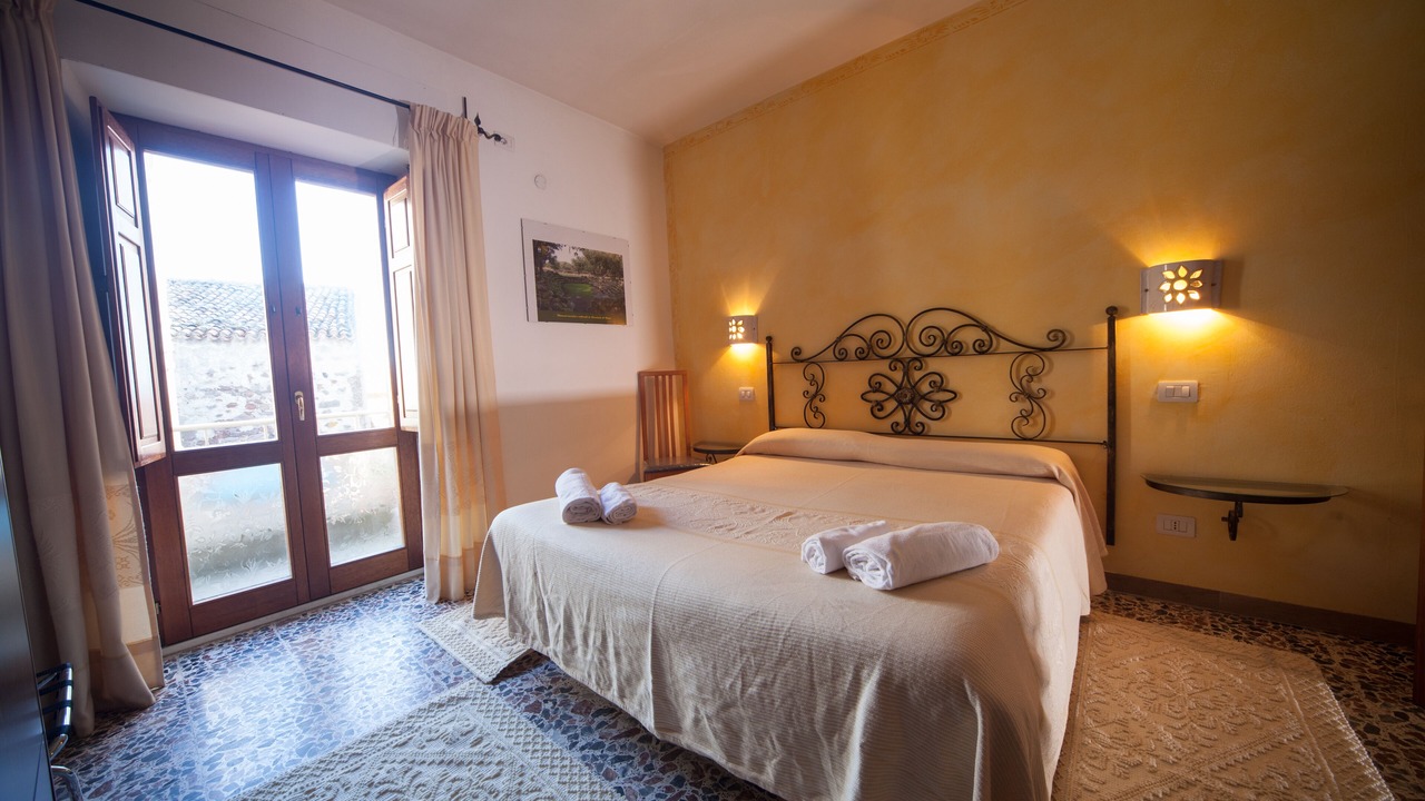 Photo of Bedroom in Villanova Monteleone