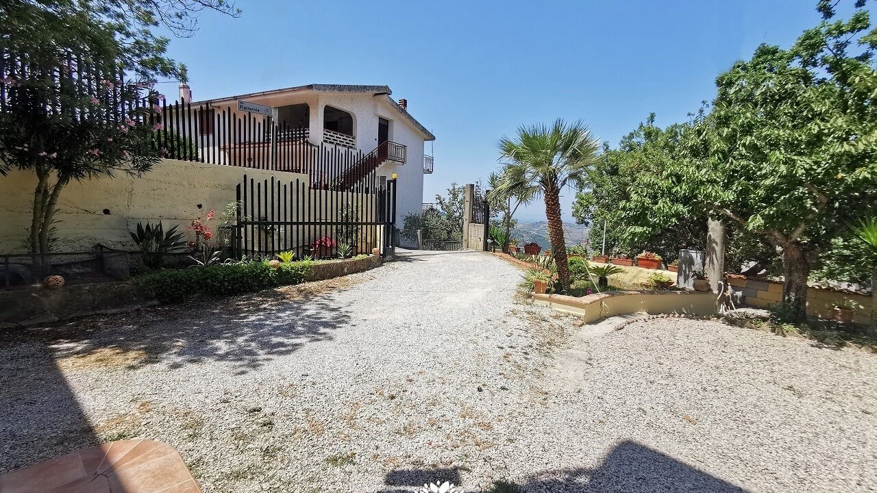 Photo of Outdoor in Torchiara
