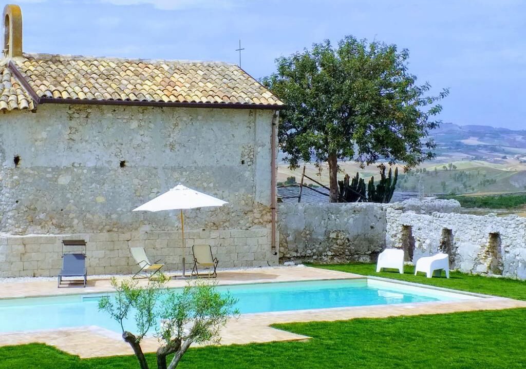 Photo of Outdoor in Naro