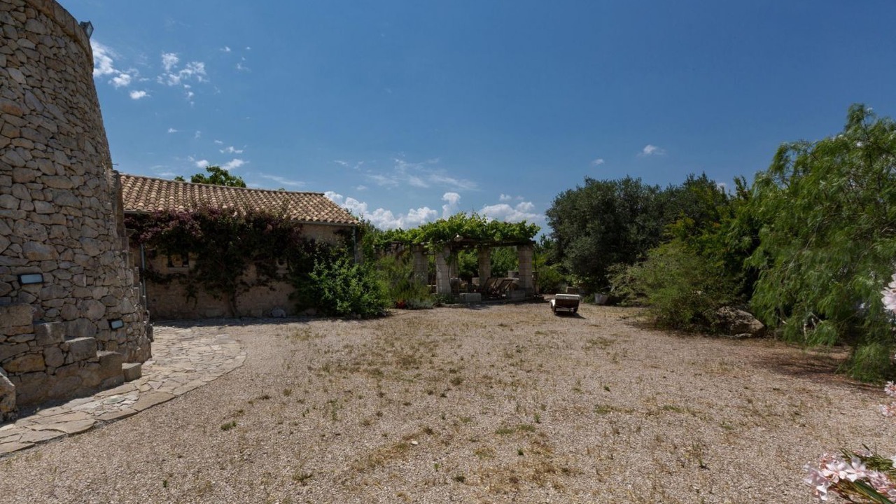 Photo of Outdoor in Sternatia