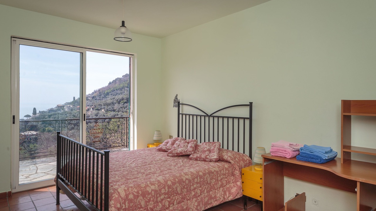 Photo of Bedroom in Recco