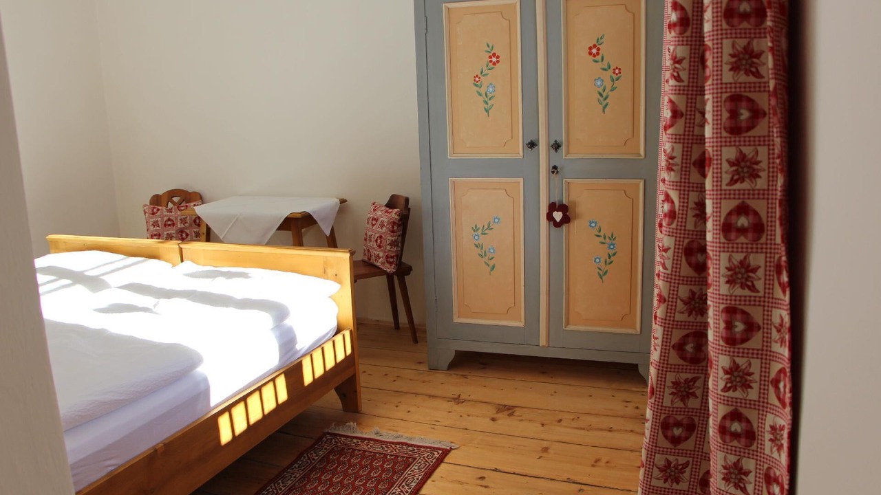 Photo of Bedroom in Malosco