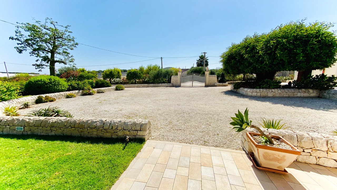 Photo of Outdoor in Noto